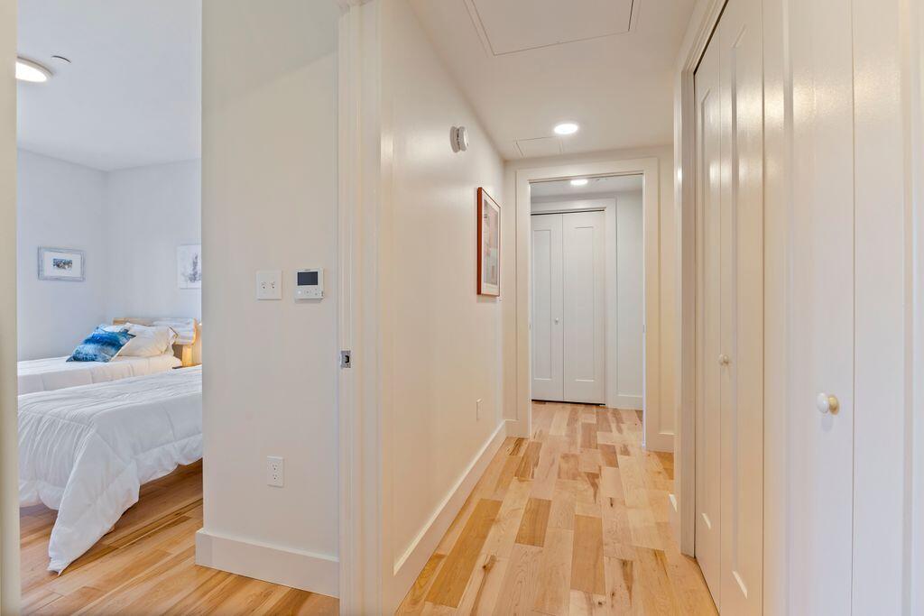 65 Mcauley Way Portland ME 04103