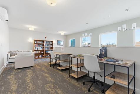 65 Mcauley Way Portland ME 04103