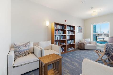 65 Mcauley Way Portland ME 04103