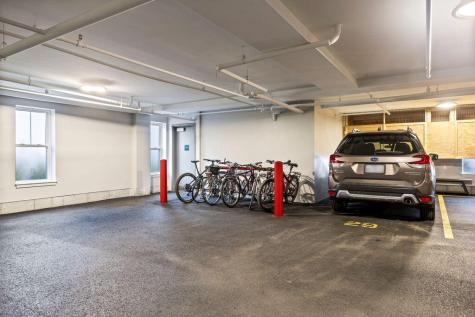 65 Mcauley Way Portland ME 04103