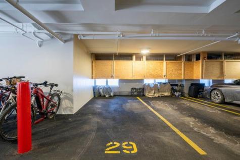 65 Mcauley Way Portland ME 04103