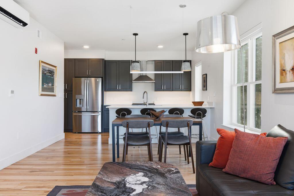 65 Mcauley Way Portland ME 04103