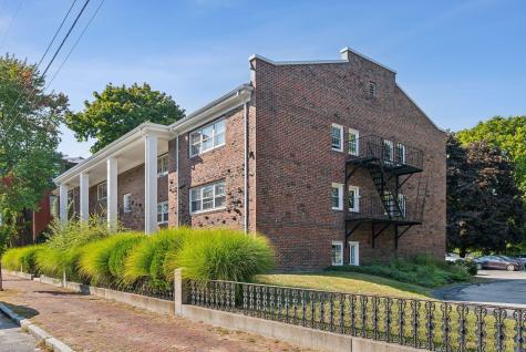 129 Pine Street Portland ME 04102