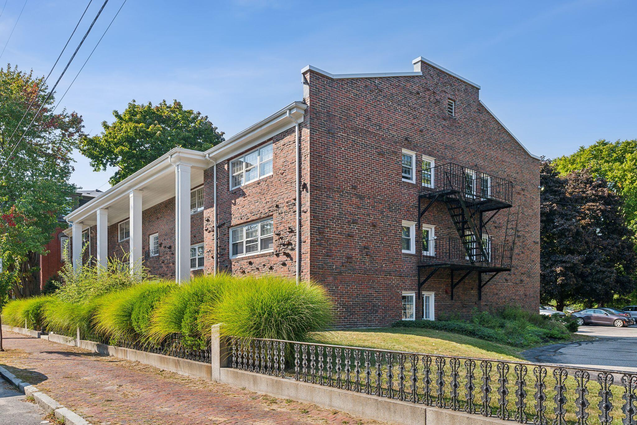 129 Pine Street Portland ME 04102