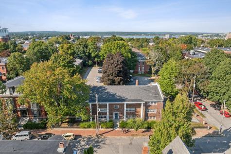 129 Pine Street Portland ME 04102