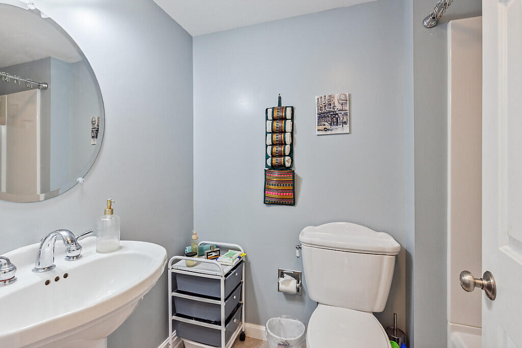 34 Parkwood Drive Augusta ME 04330