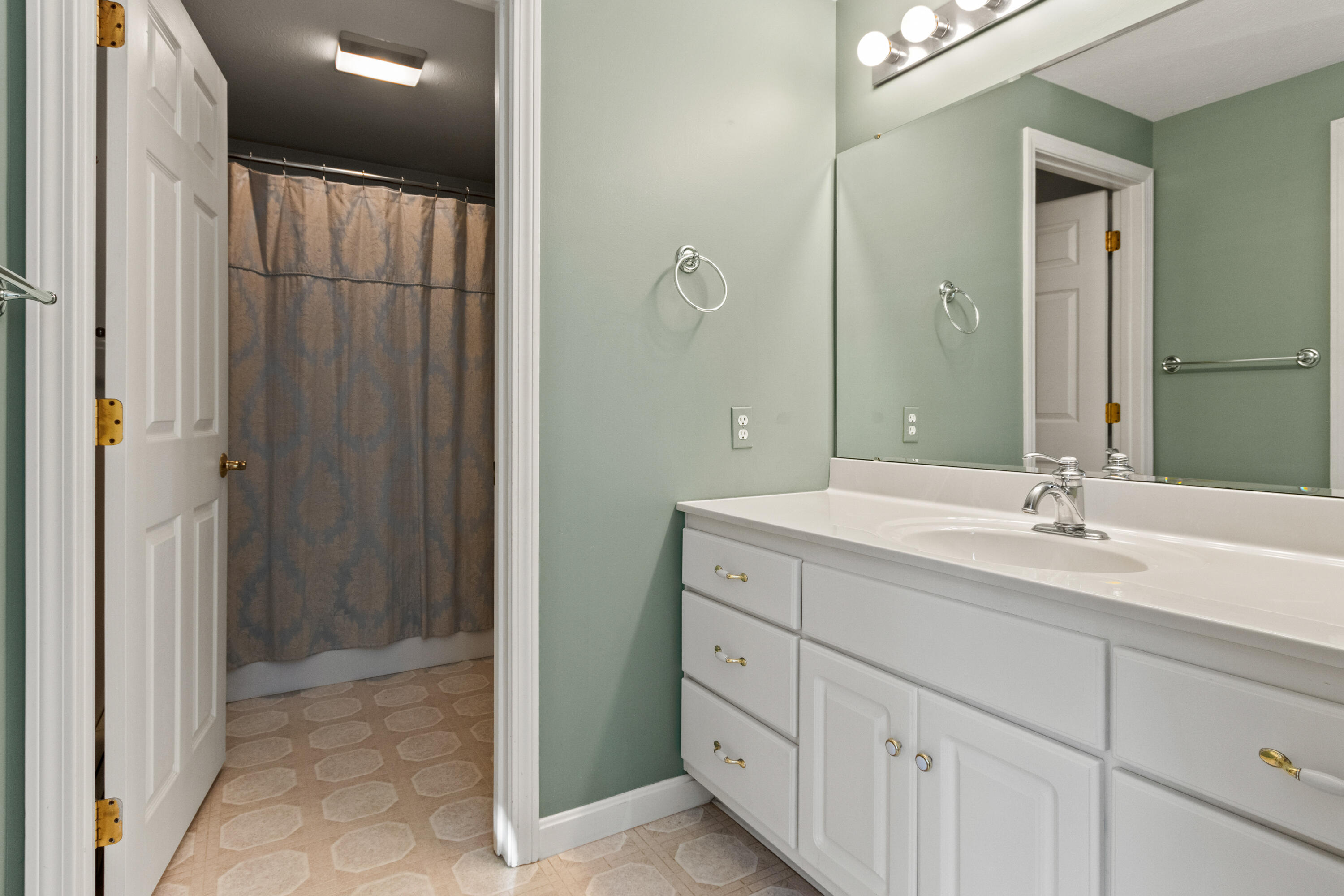14 Hampton Glen Drive Kennebunk ME 04043