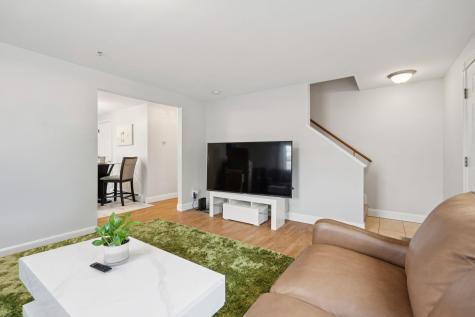 6B Meadow View Drive Sanford ME 04073