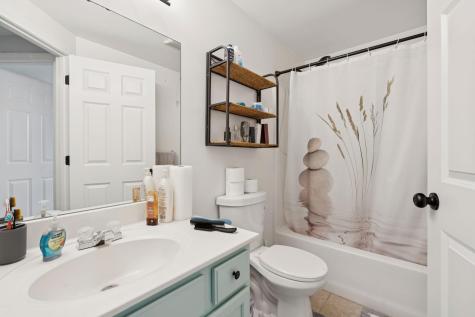 6B Meadow View Drive Sanford ME 04073