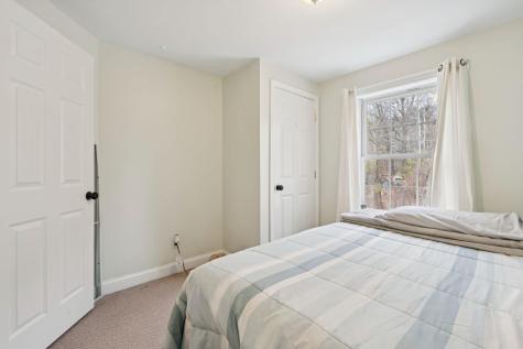 6B Meadow View Drive Sanford ME 04073