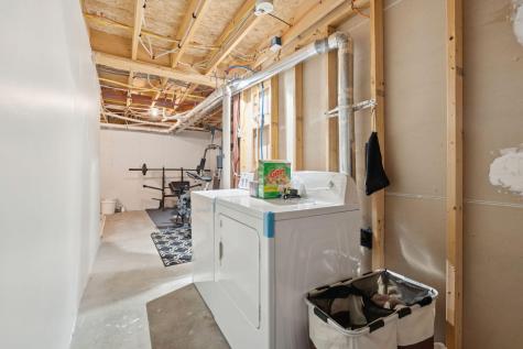 6B Meadow View Drive Sanford ME 04073