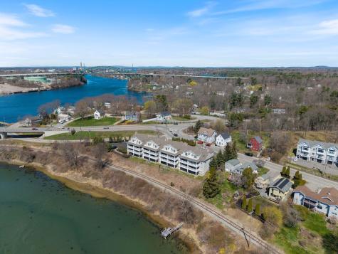 19 Bridge Street Kittery ME 03904