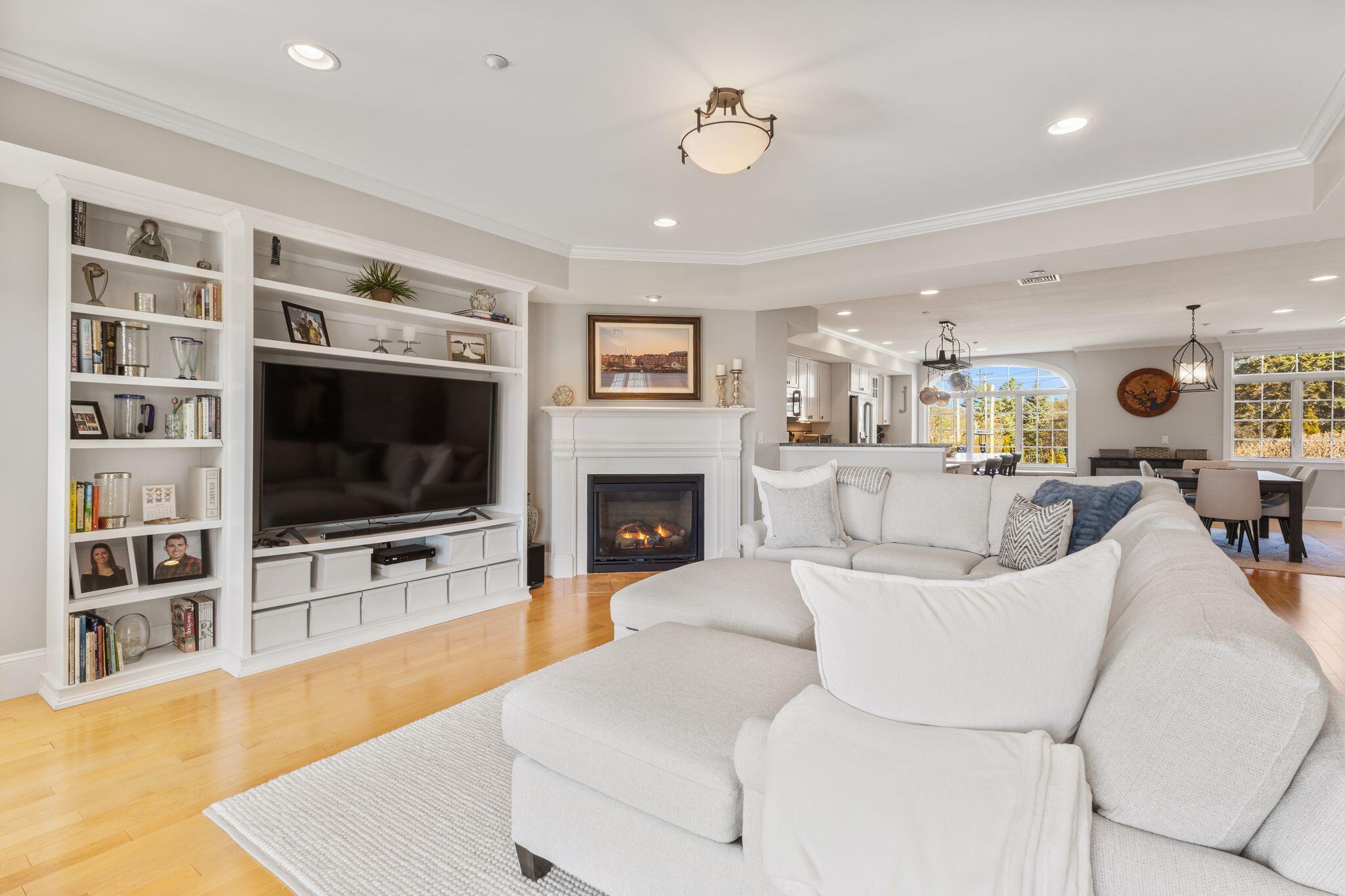 19 Bridge Street Kittery ME 03904