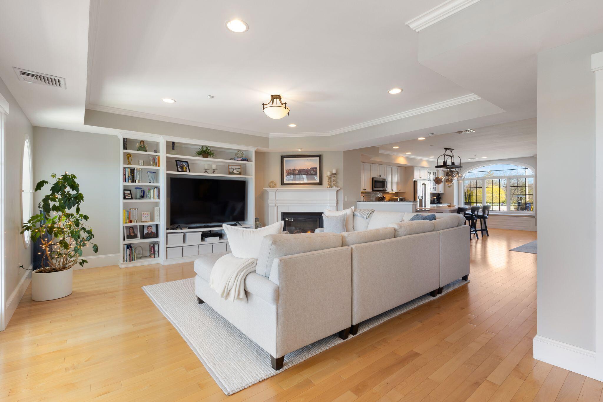 19 Bridge Street Kittery ME 03904