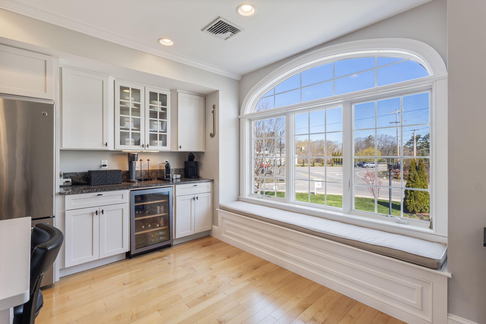 19 Bridge Street Kittery ME 03904