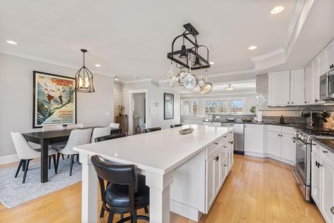 19 Bridge Street Kittery ME 03904