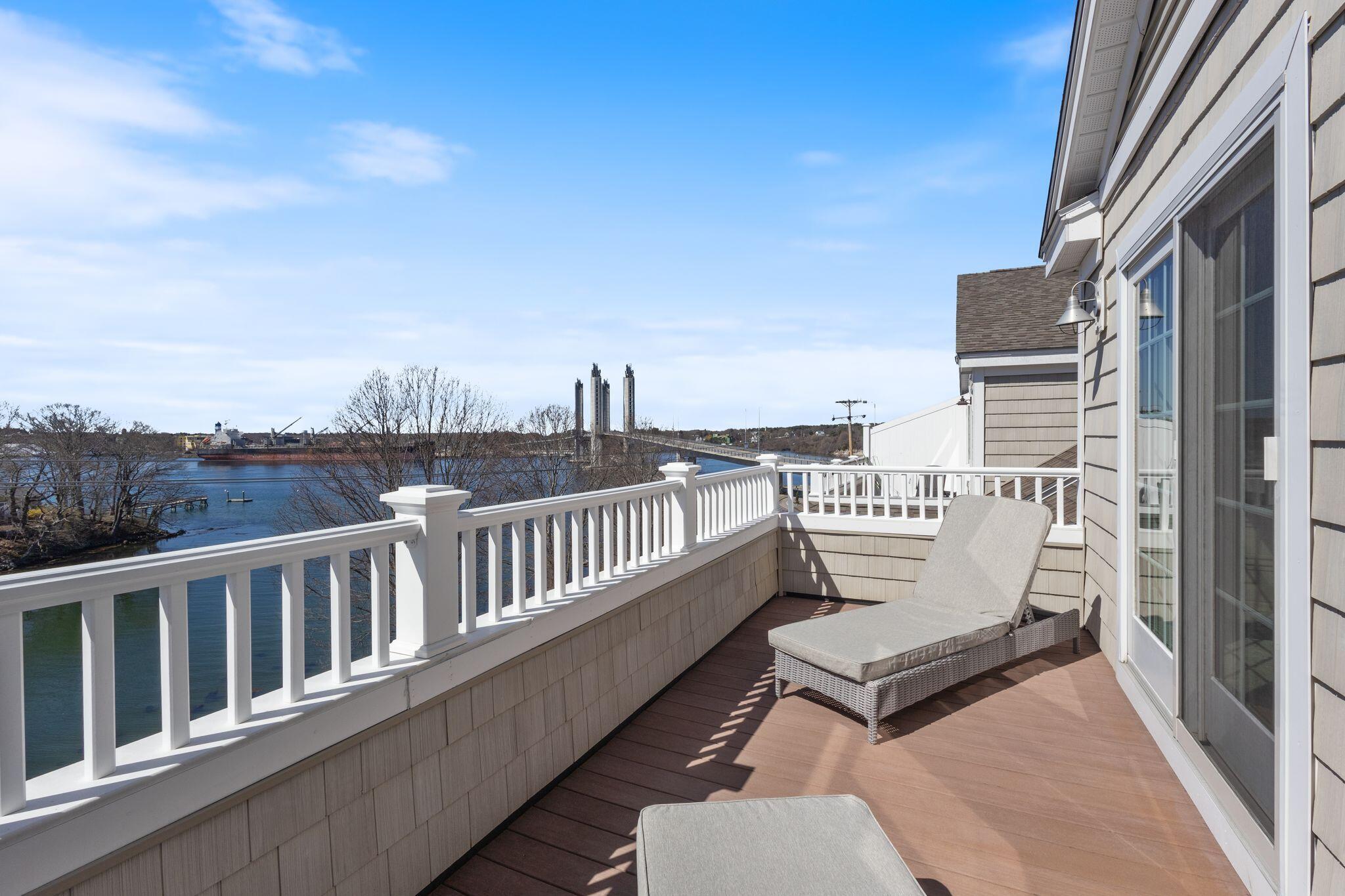 19 Bridge Street Kittery ME 03904
