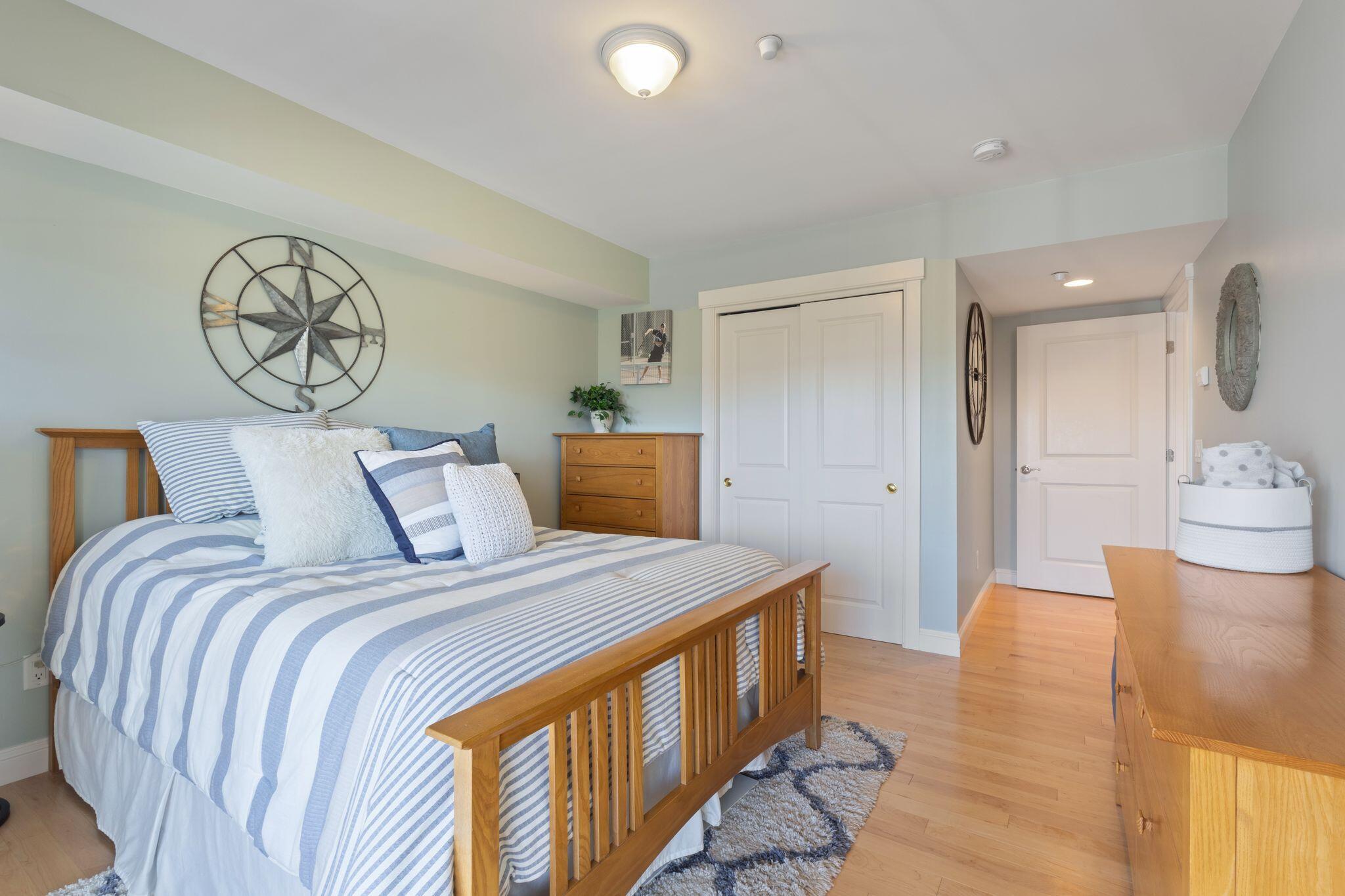 19 Bridge Street Kittery ME 03904