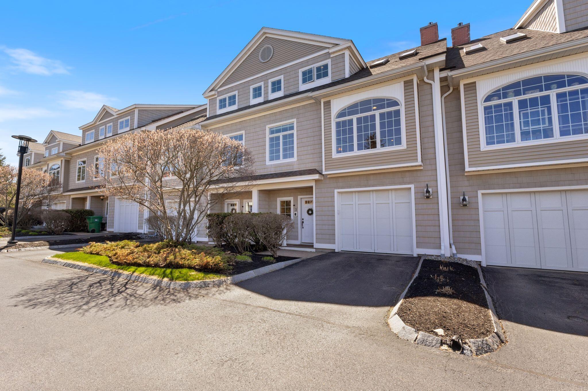 19 Bridge Street Kittery ME 03904