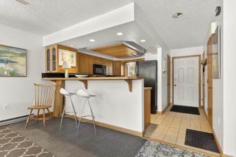 146 W Grand Avenue Old Orchard Beach ME 04064