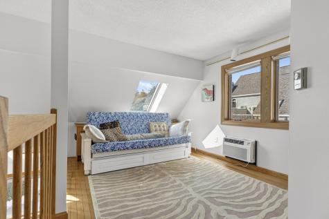 146 W Grand Avenue Old Orchard Beach ME 04064