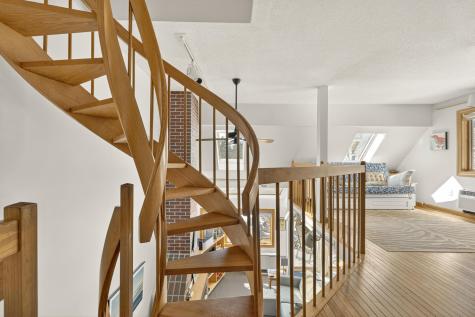 146 W Grand Avenue Old Orchard Beach ME 04064