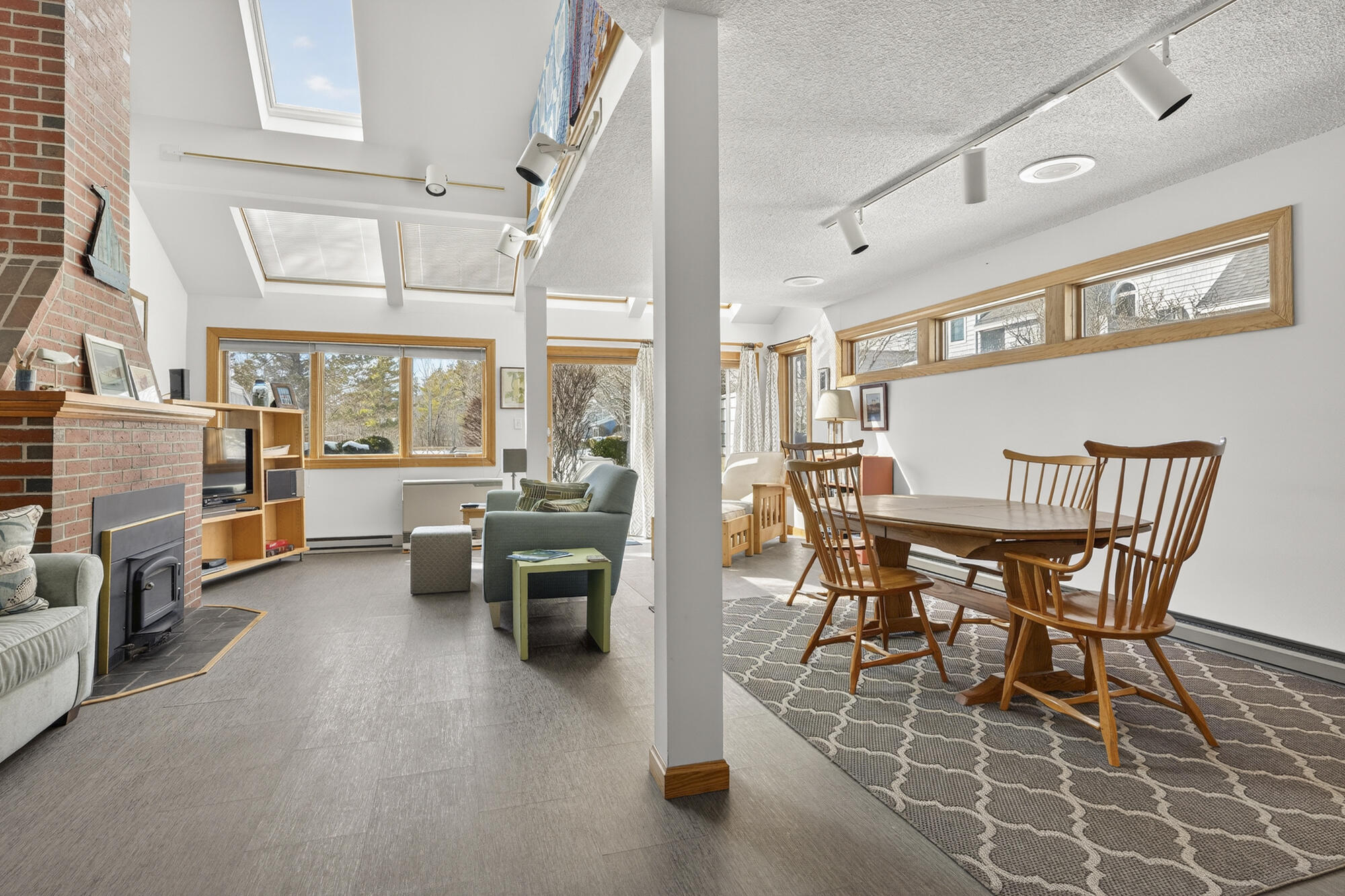 146 W Grand Avenue Old Orchard Beach ME 04064