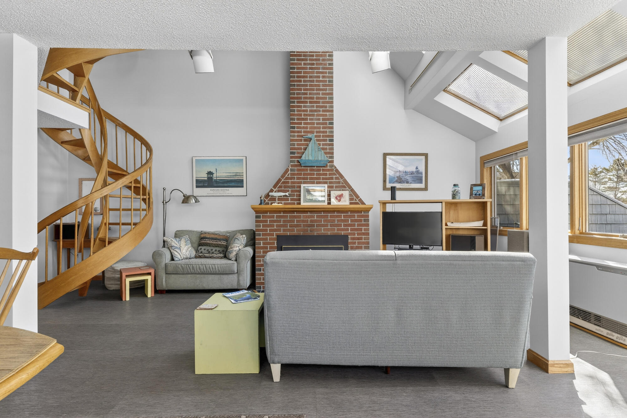 146 W Grand Avenue Old Orchard Beach ME 04064