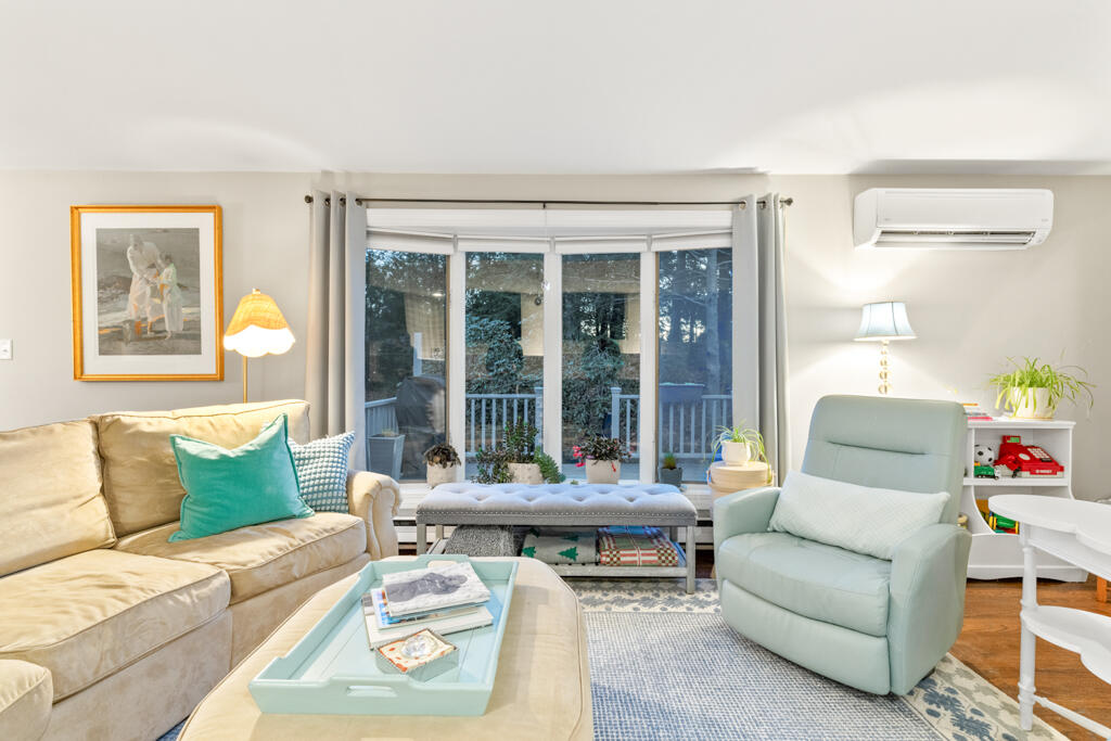 78 Applegate Lane Falmouth ME 04105