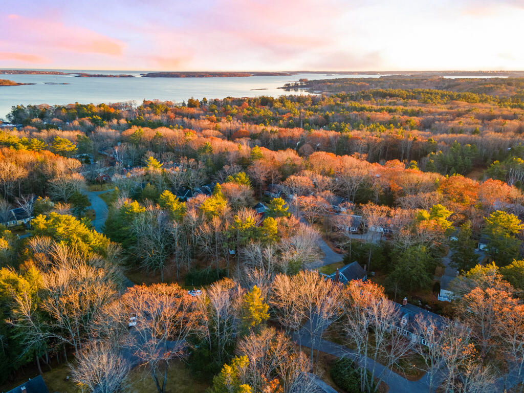 78 Applegate Lane Falmouth ME 04105