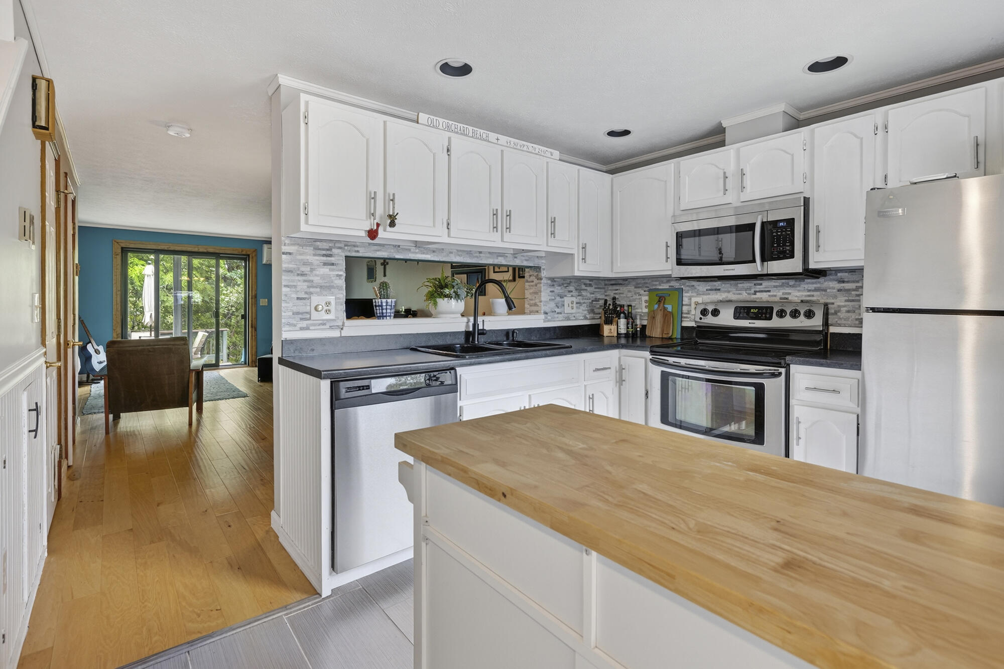 125 Portland Avenue Old Orchard Beach ME 04064