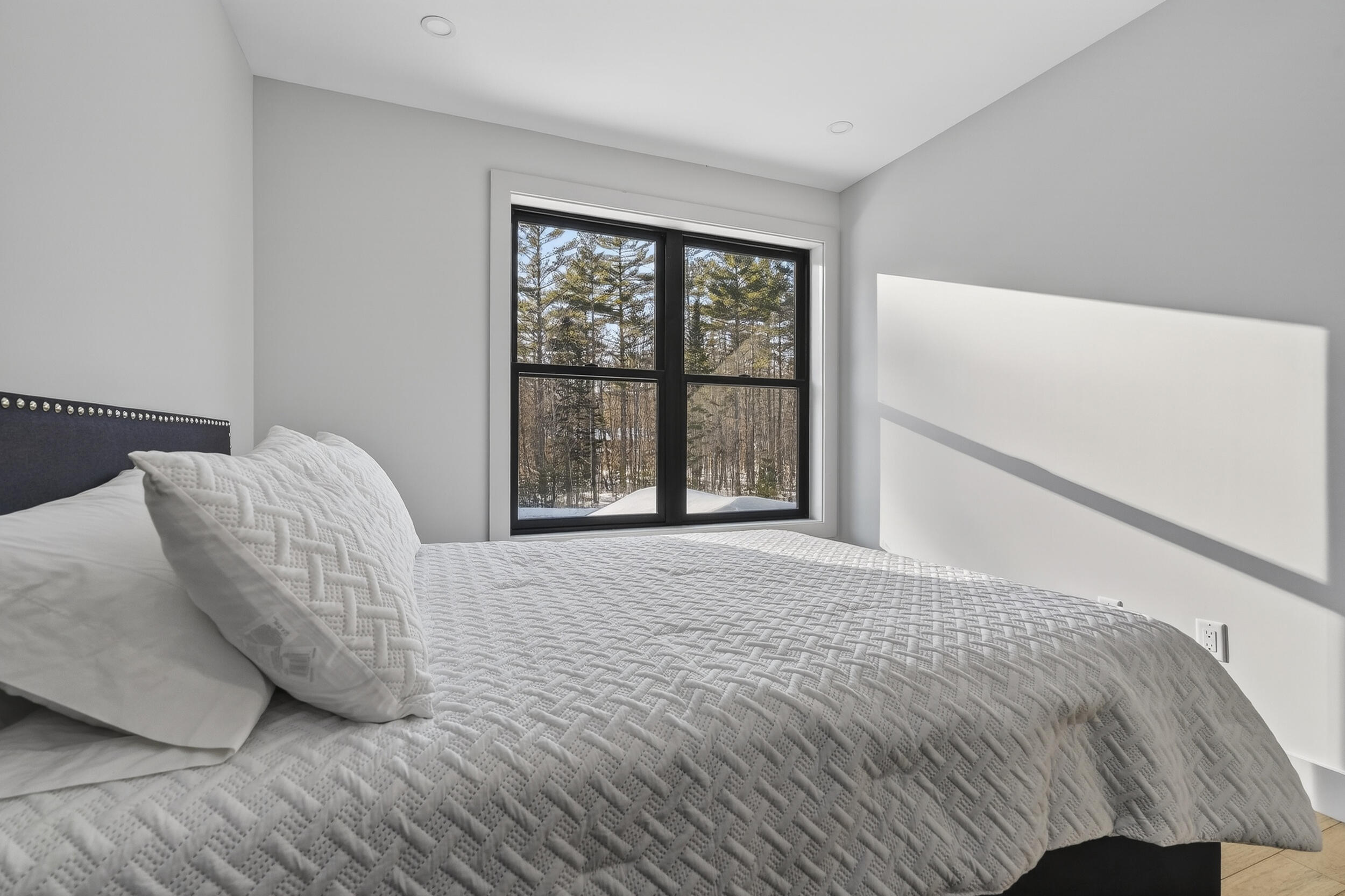12 Lodgepole Lane Newry ME 04261