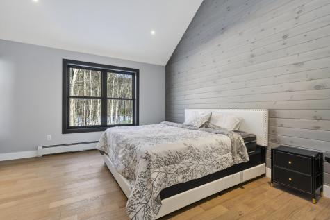 12 Lodgepole Lane Newry ME 04261
