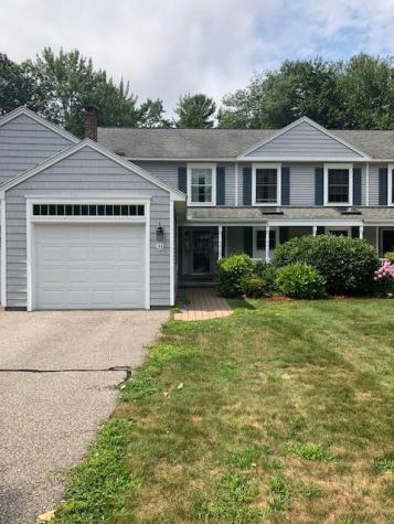 33 Stratford Place Kennebunk ME 04043