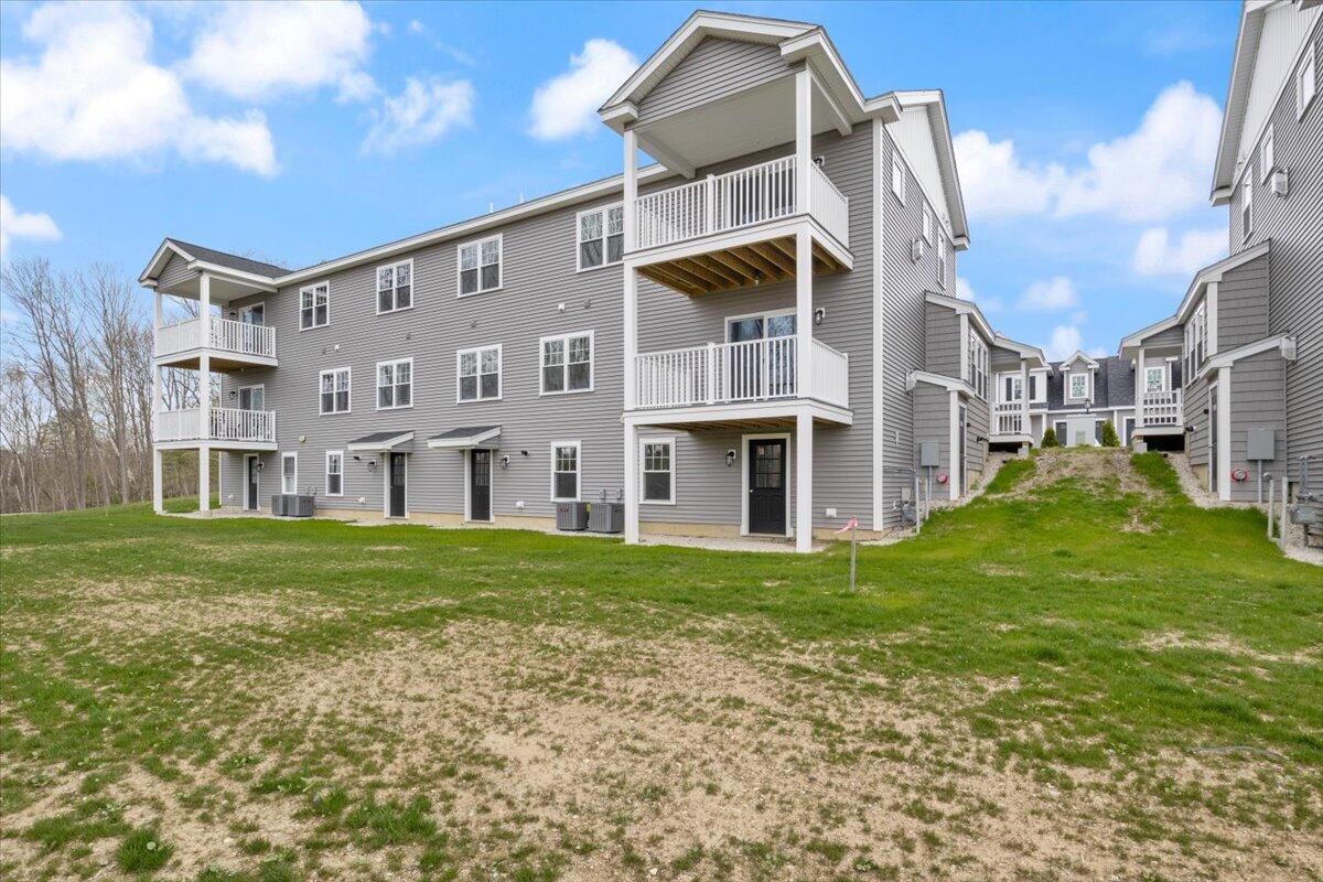 26-3 Regency Circle Kittery ME 03904