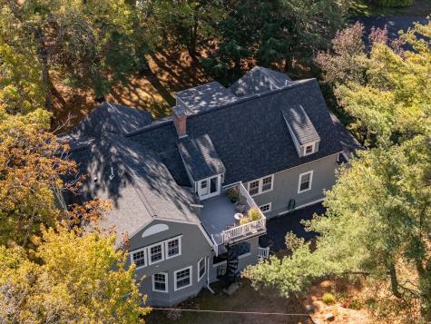 589 York Street York ME 03909