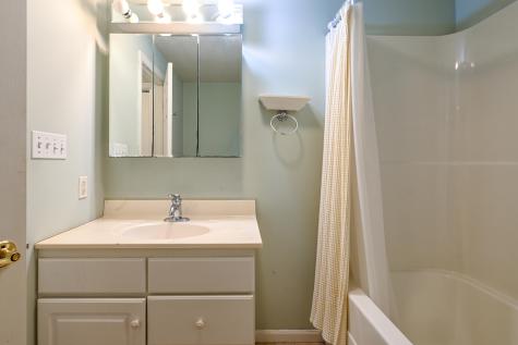 66 Stratford Place Kennebunk ME 04043