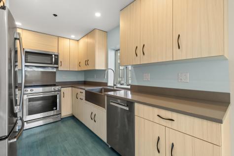 149 Fort Road South Portland ME 04106