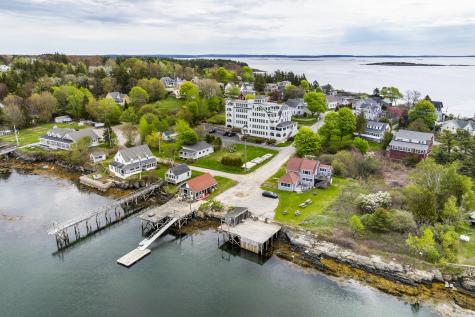6 Merritt House Road Harpswell ME 04066