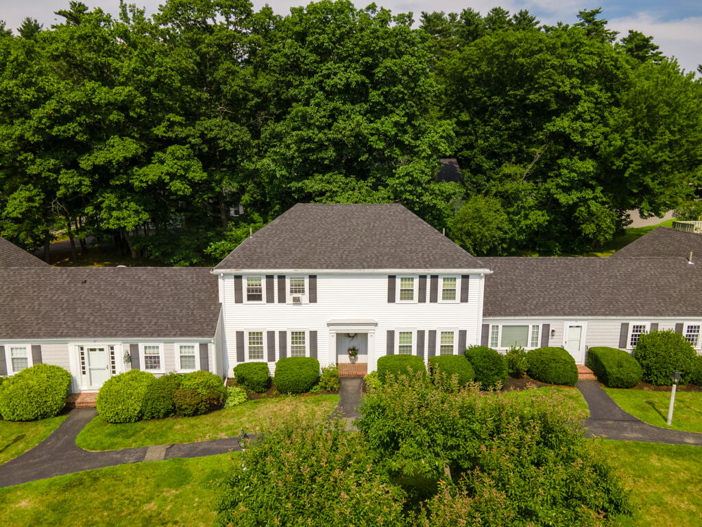 16 Colonial Village Falmouth ME 04105