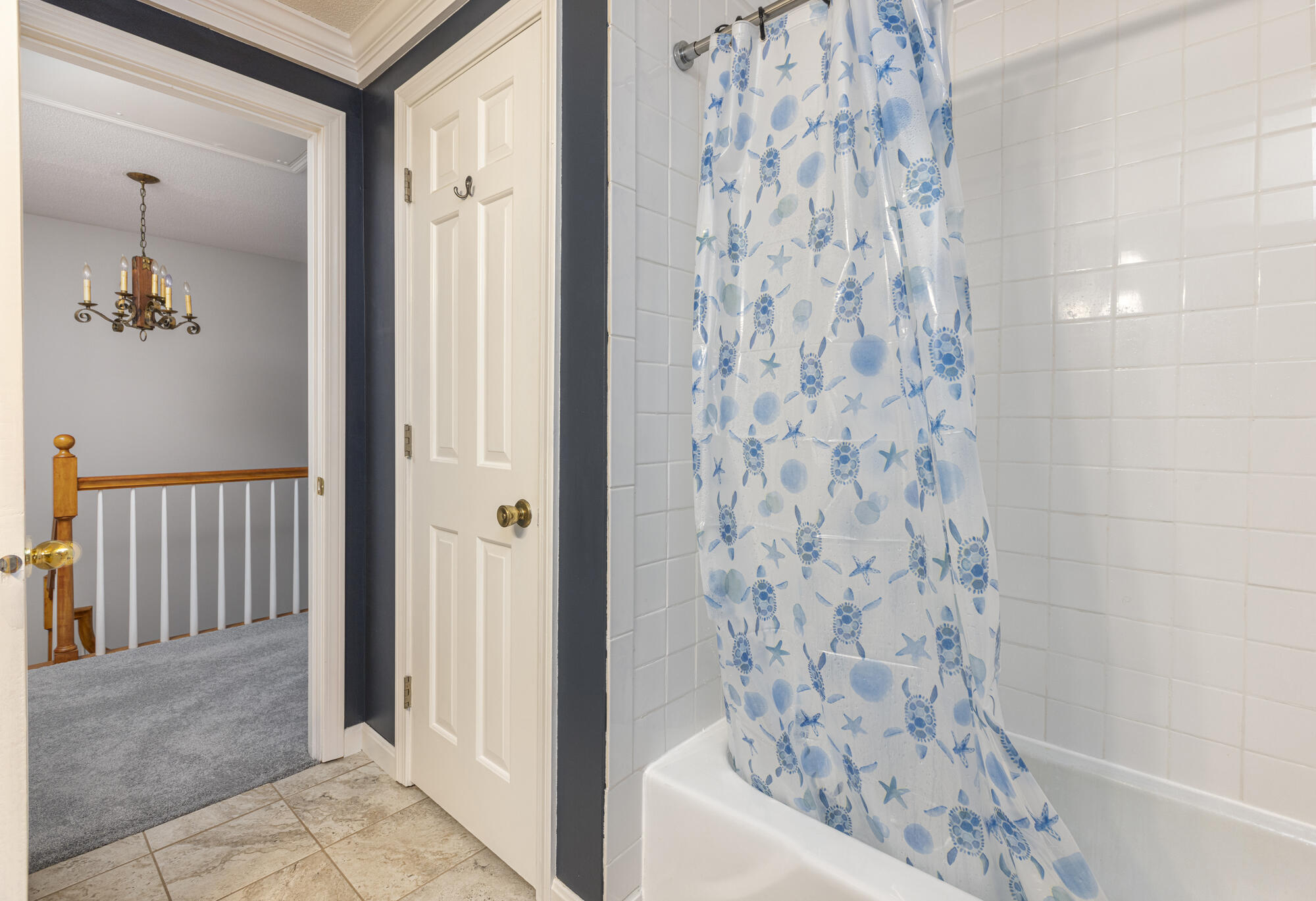 16 Colonial Village Falmouth ME 04105