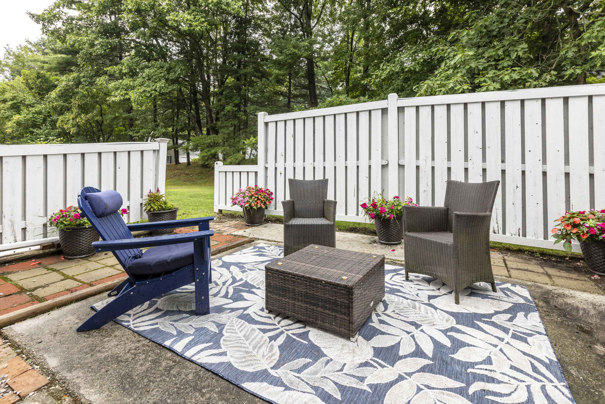 16 Colonial Village Falmouth ME 04105