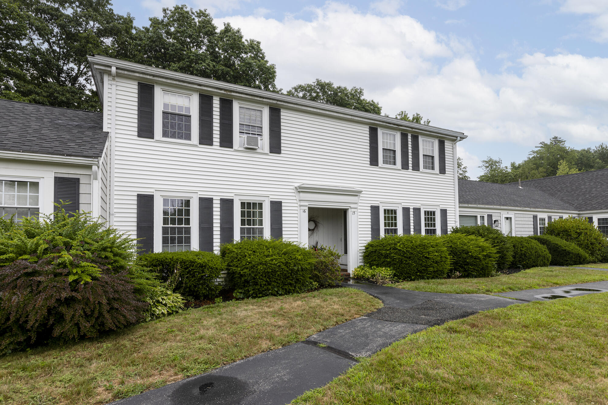 16 Colonial Village Falmouth ME 04105