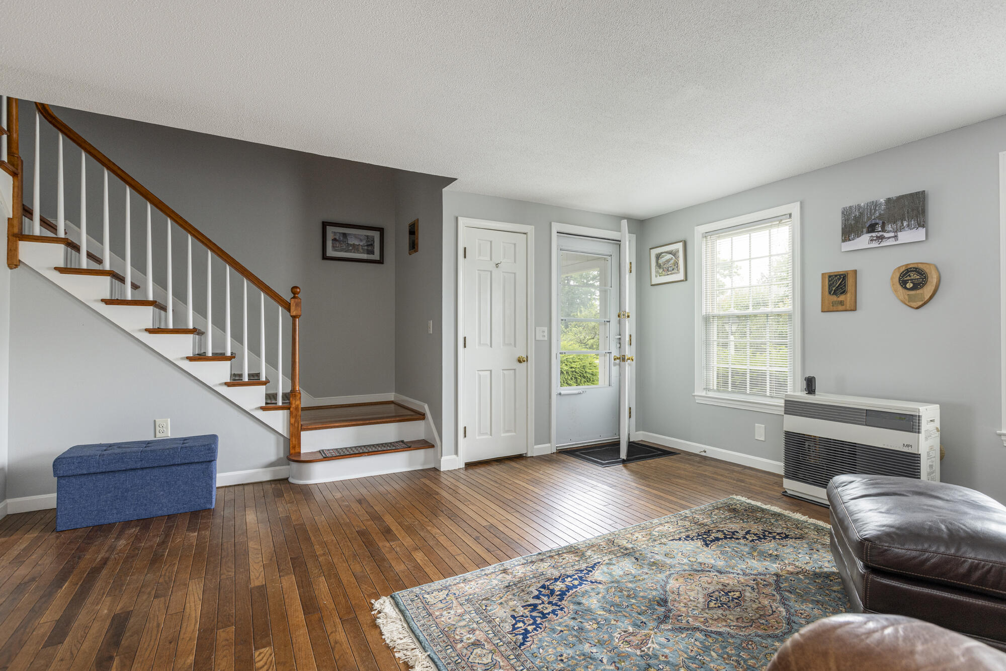 16 Colonial Village Falmouth ME 04105