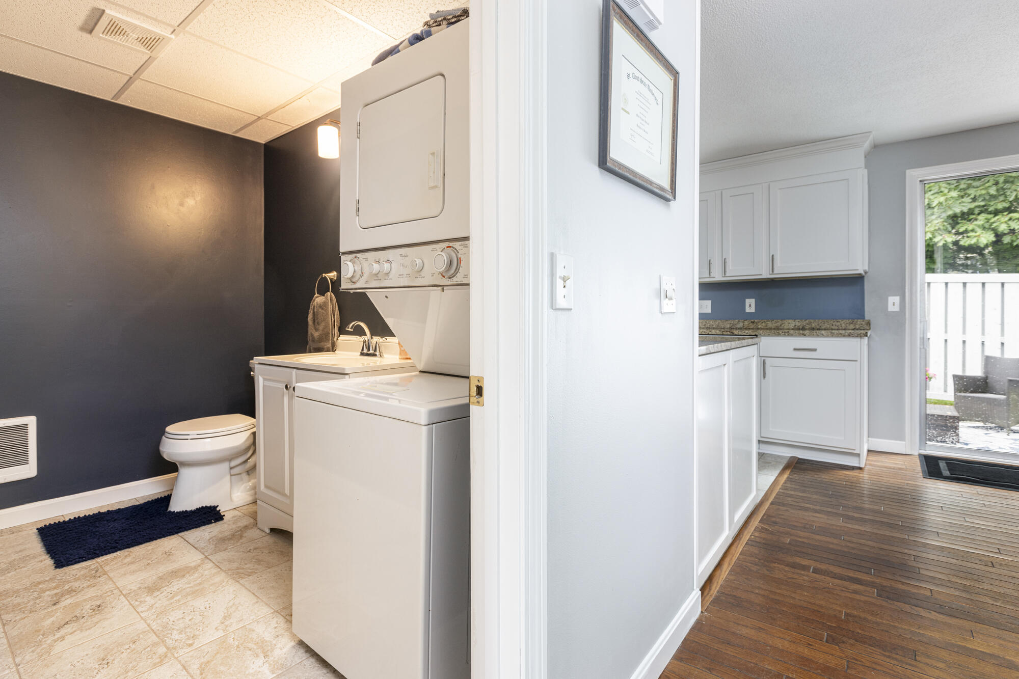 16 Colonial Village Falmouth ME 04105