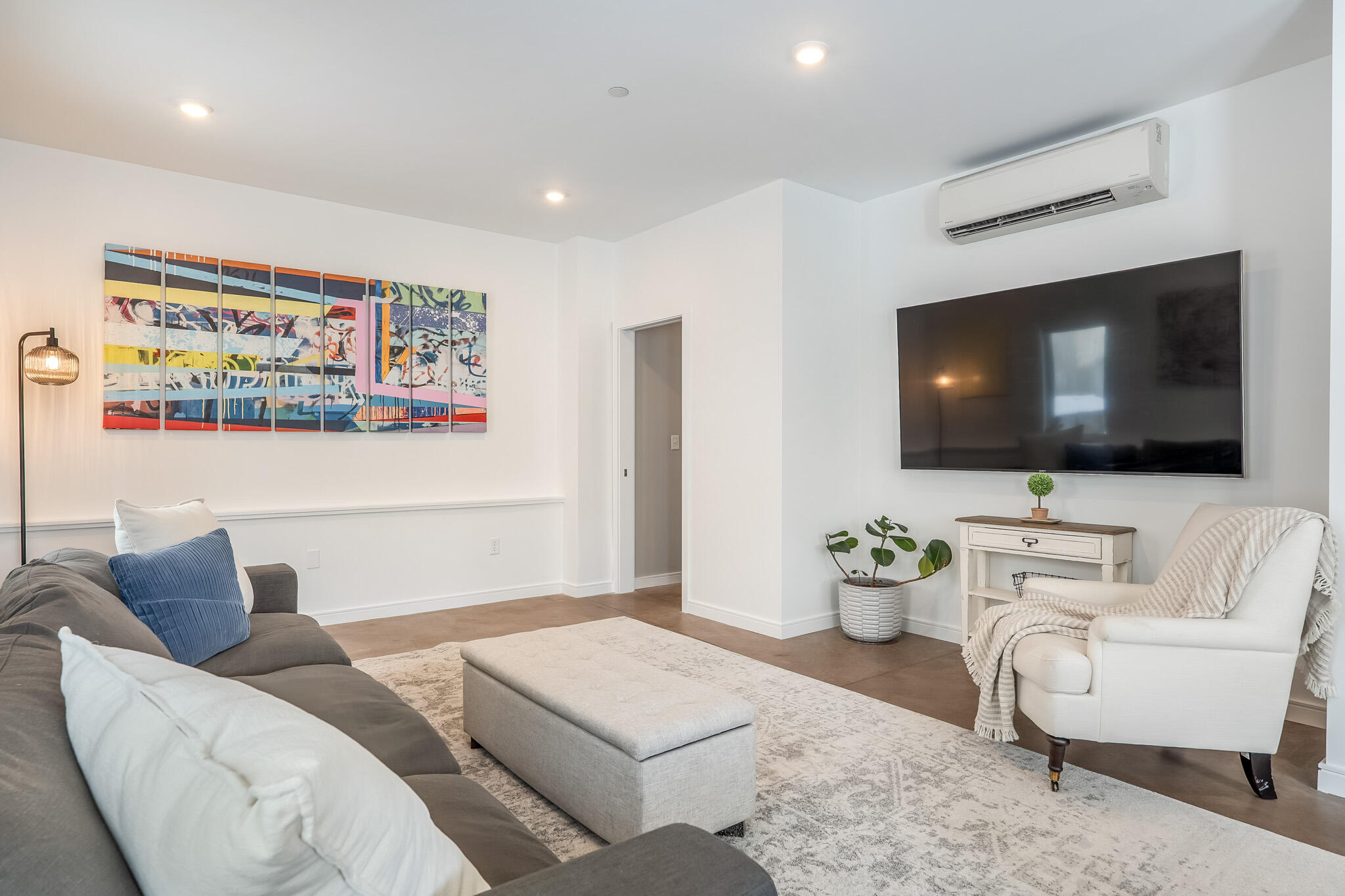 22 Tate Street Portland ME 04102