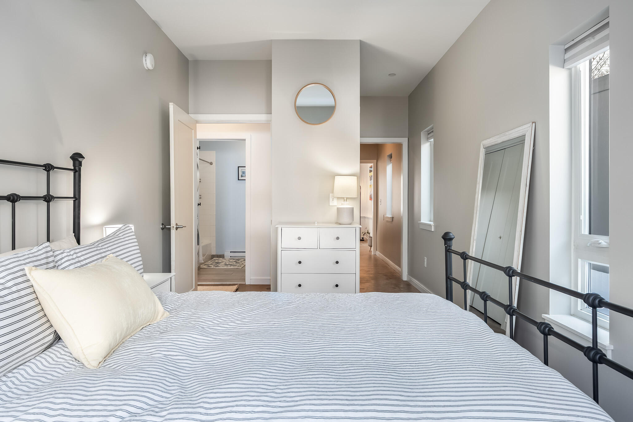 22 Tate Street Portland ME 04102