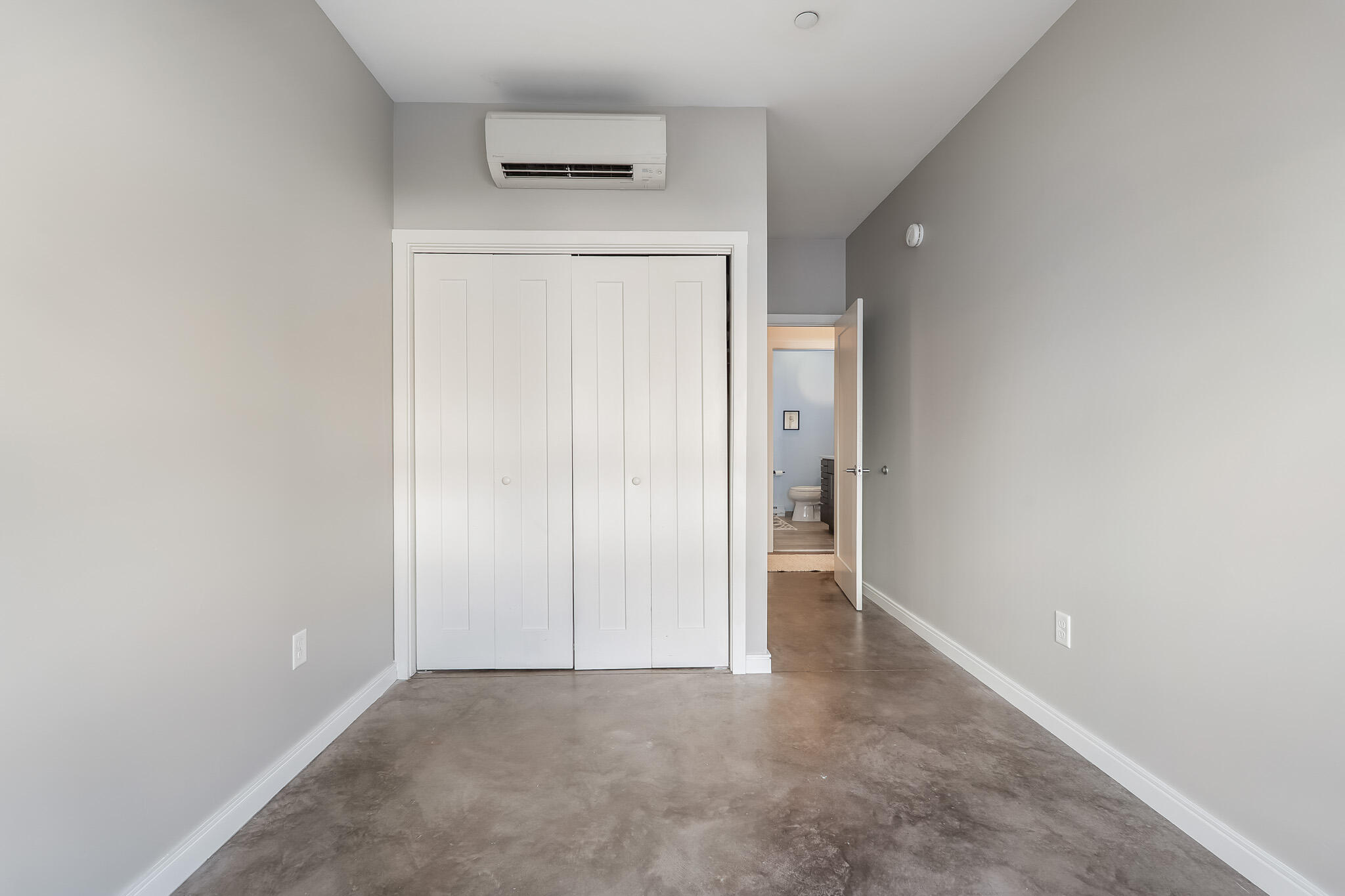 22 Tate Street Portland ME 04102