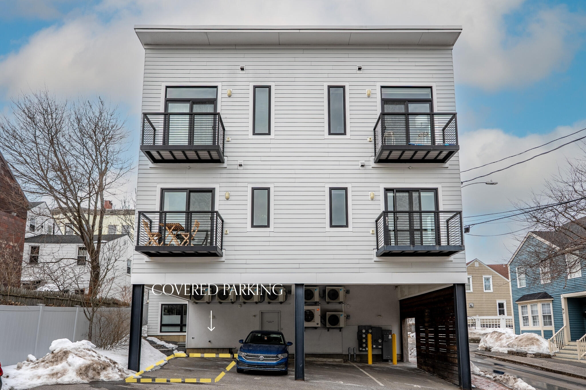 22 Tate Street Portland ME 04102