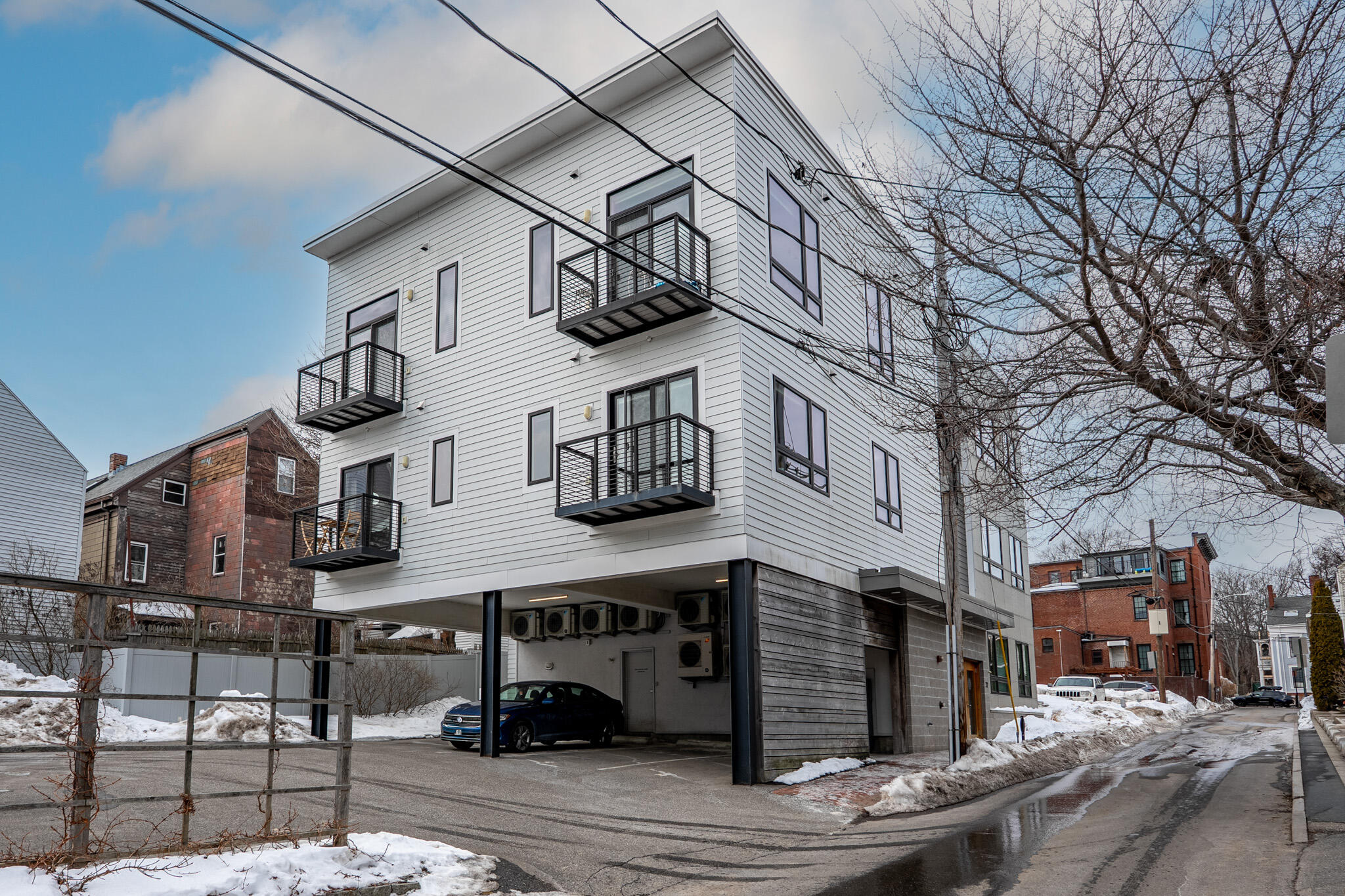 22 Tate Street Portland ME 04102